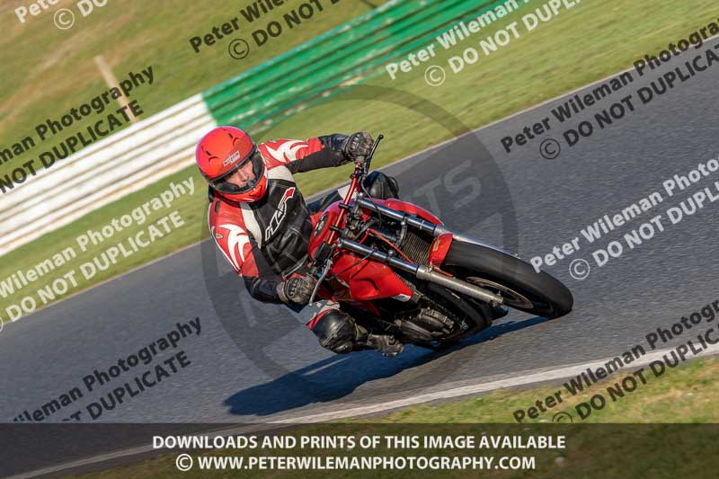 PJM Wedding Photography;enduro digital images;event digital images;eventdigitalimages;mallory park;mallory park photographs;mallory park trackday;mallory park trackday photographs;no limits trackdays;peter wileman photography;racing digital images;trackday digital images;trackday photos